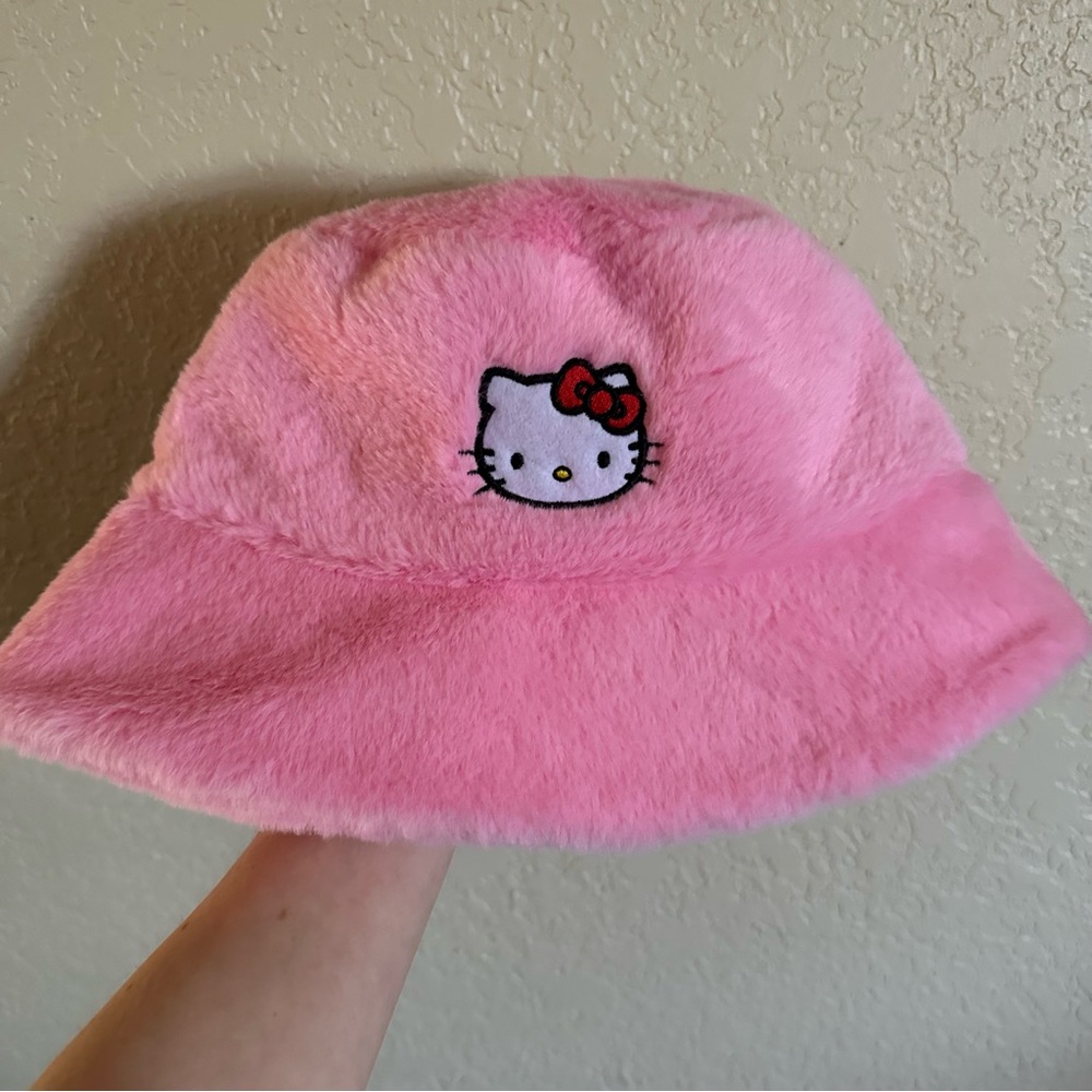 Hello Kitty fuzzy bucket hat